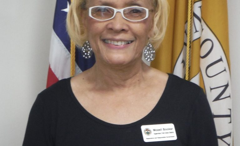 Annual tree lighting to honor Mozelle Booker