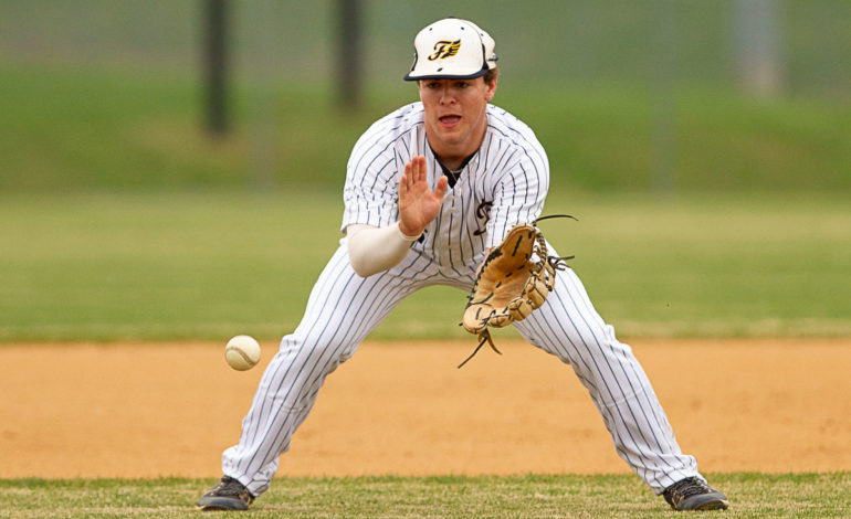 Fluco baseball rallies to top Powhatan 4-2
