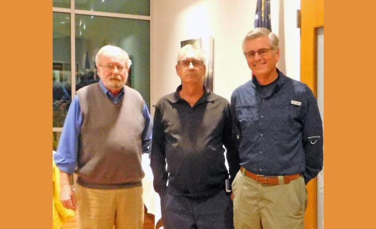 Gray Foxes announce winners at annual banquet