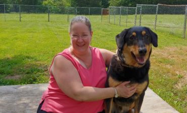 Animal communicator teaches volunteers how to listen