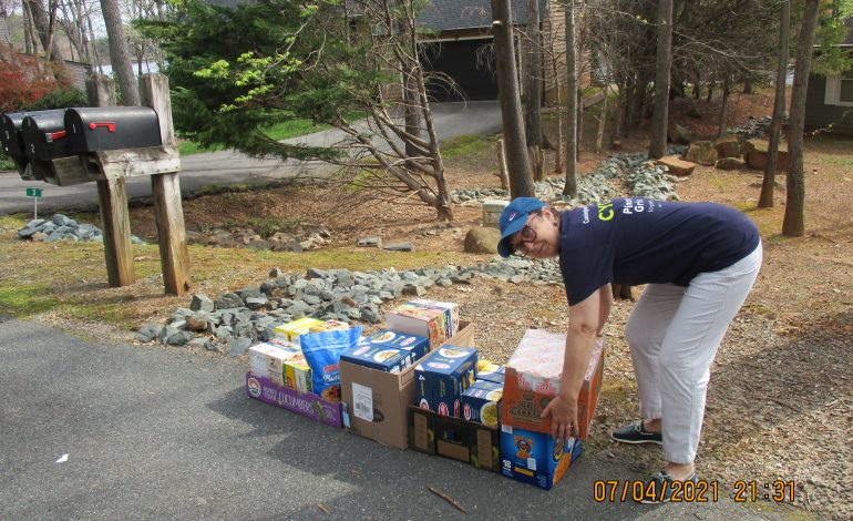 Rotary food drive nets 7,500 pounds of food