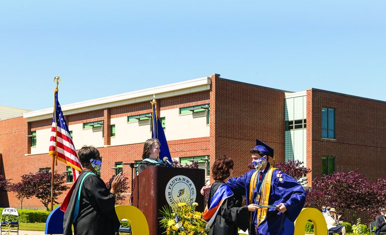 School board learns about free lunches, in-person schooling, graduation
