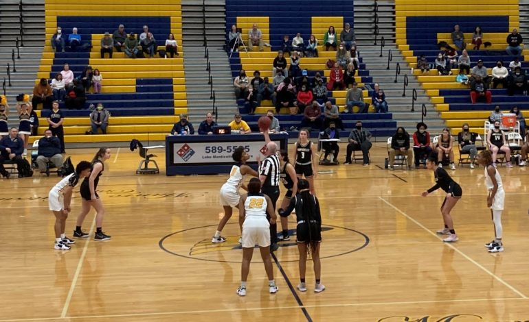 Fluco girls ease away from Mustangs for 48-36 win