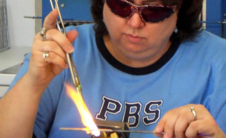 <strong>Sorber talks about glassmaking</strong>