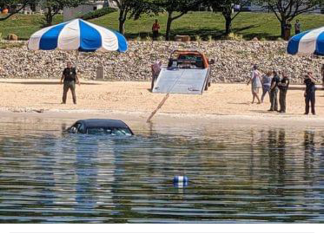 Lake Monticello resident drives into Lake at main beach