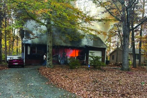 Firefighters respond to two major house fires at Lake Monticello