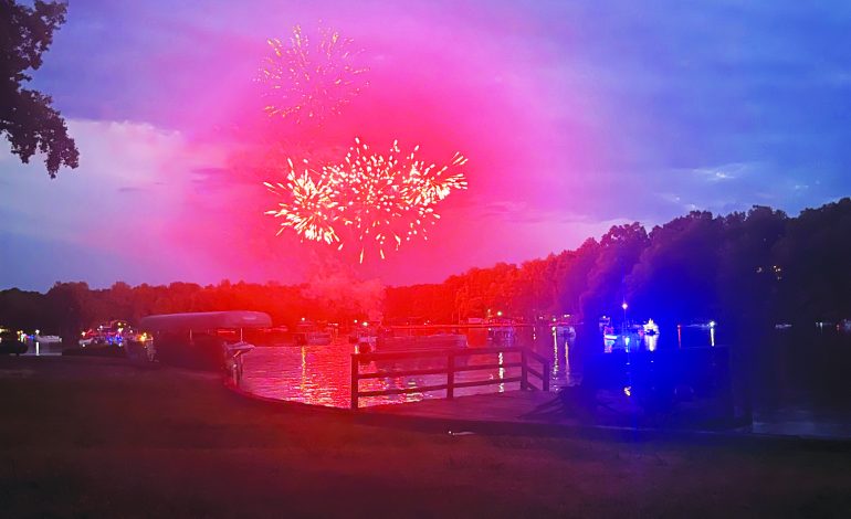 Lake Monticello votes to end July 4 fireworks
