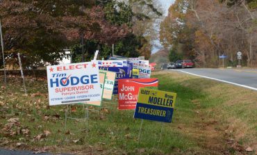 Supervisors talk sign cleanup challenges