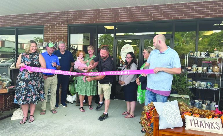 Fun browsing at Hensley's Antiques