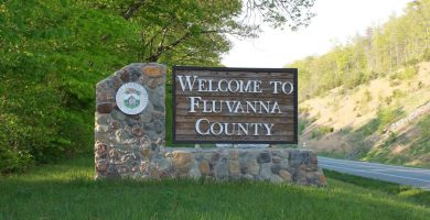 Board appoints Washington to Planning Commission in split vote