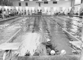 FAST swims past Louisa, 470-400